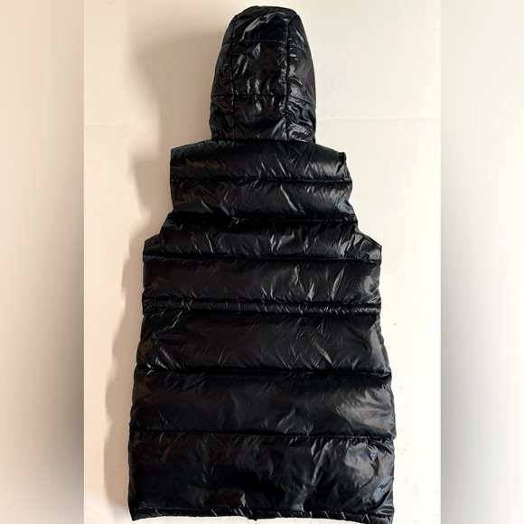 Orolay-90% down shiny black hooded ski vest with 4 front outer pockets.Size M - Picture 5 of 16